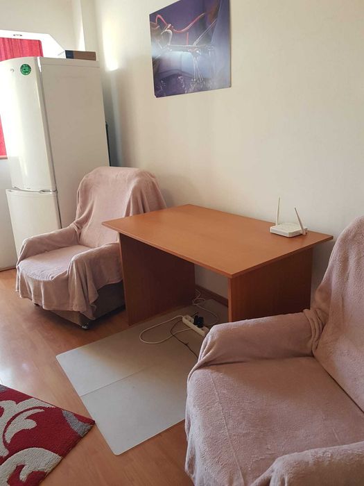 Garsoniera in zona Spitalului Judetean, proprietar