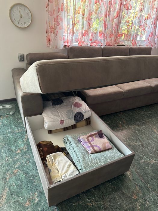 Разтегателен диван с лява лежанка р-р 306/196см