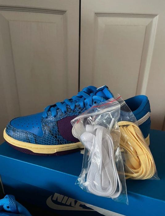 Adidași Nike Dunk Low undefeated mărimea 38