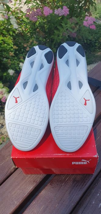 Маратонки Puma черени