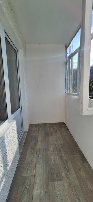 Продам трехкомнатную  квартиру