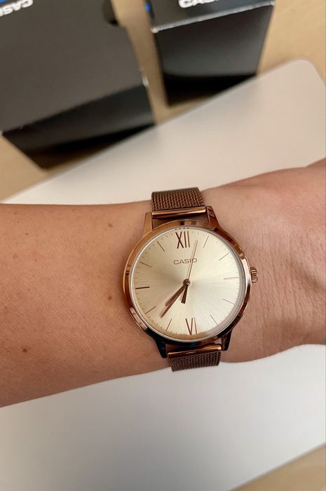 Casio дамски часовник