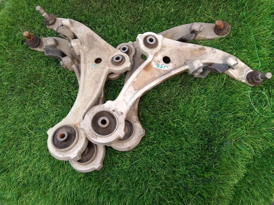 Рычаг Nissan  Teana J32