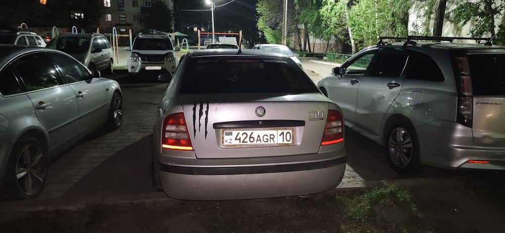 Продам Шкоду А4.