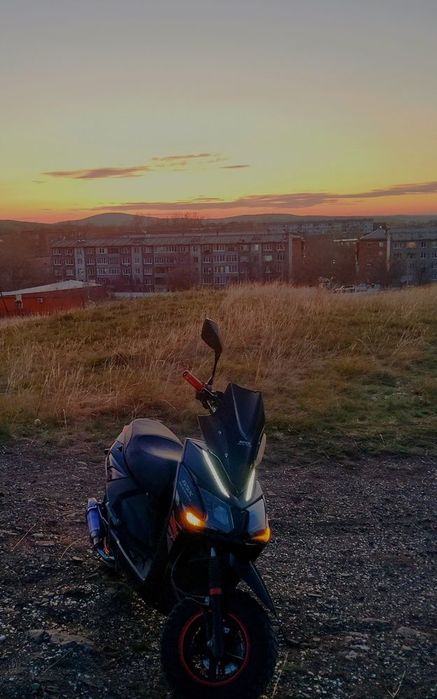 Продам мопед или обмен на 14айфон