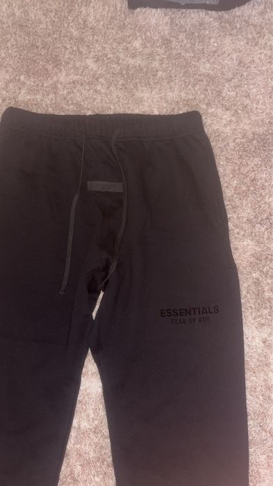 Essentials pants black / панталони черни