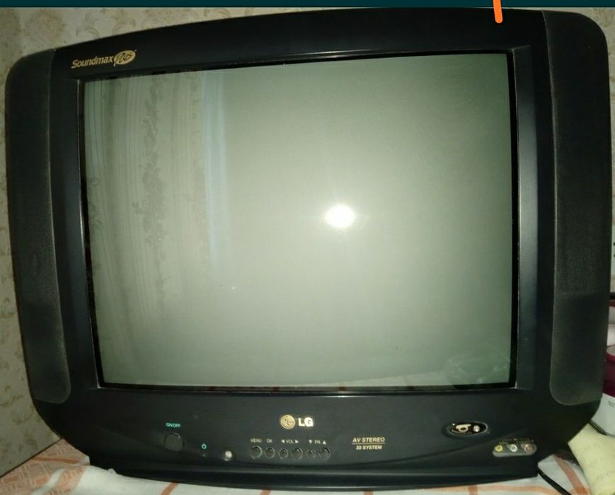 Продается телевизор