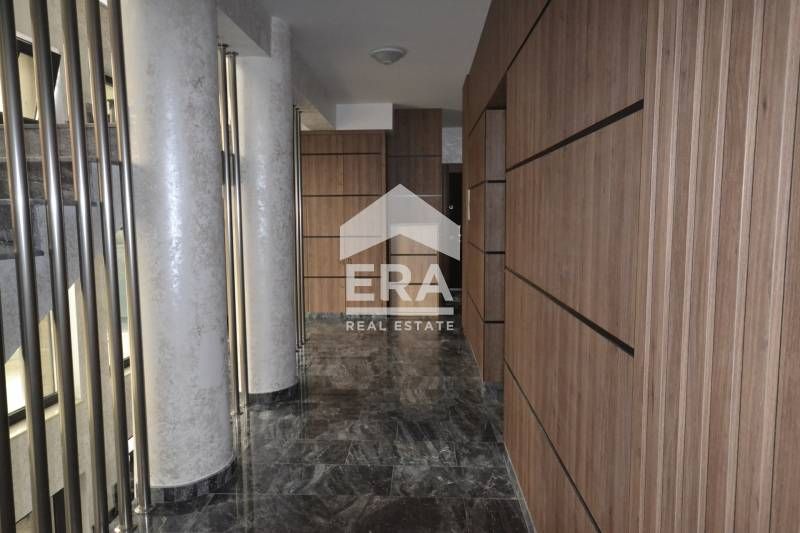 Продава се Тристаен апартамент в Хасково, Бадема - 101 кв.м за 1139 €/кв.м - Снимка #3