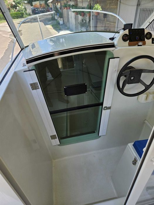Barca cabinata Quicksilver 480
