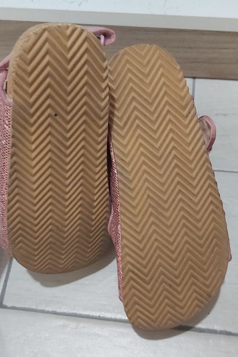 сандали H&M 30н. - 15лв.