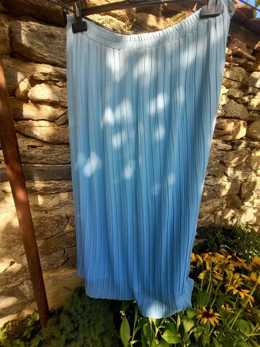 Fusta si rochie stare foarte buna