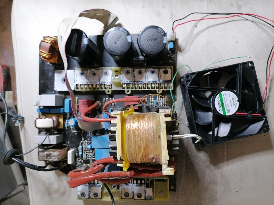 Repar Invertoare de sudura si Incarcatoare Li-ion orice marca.