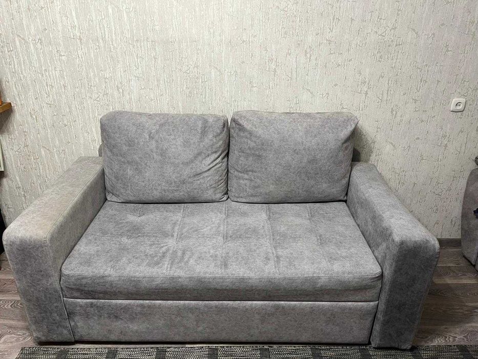 Продам диван в г. Рудном