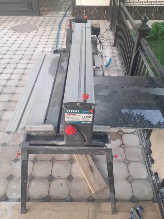 Total kafel granit stanok sotiladi