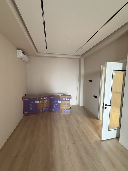 Kvartira 8 etaj park city olmazor kadastrli