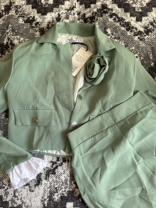 Дамски сет от две части