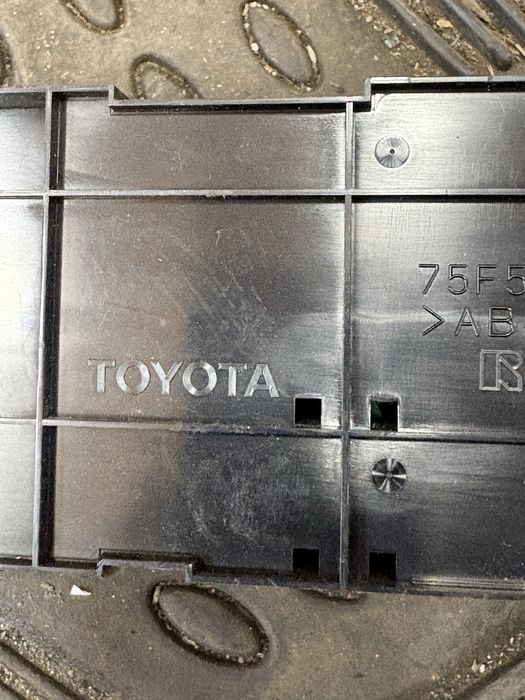 Toyota rav 4 2015 година Управление Климатроник