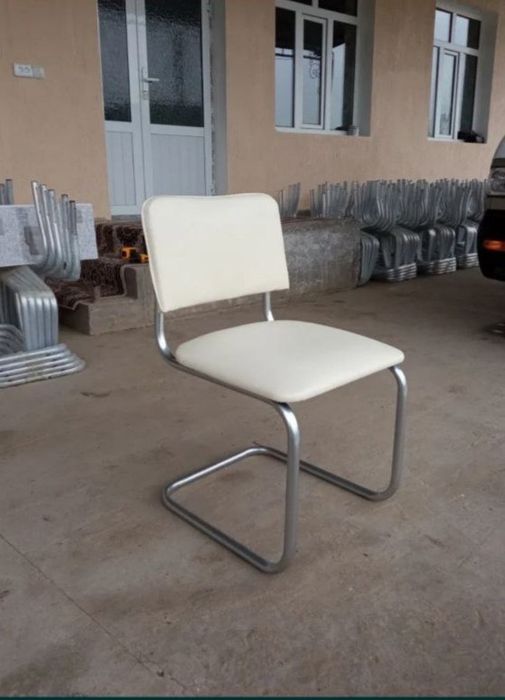 Stul kreslo va ofis meblari