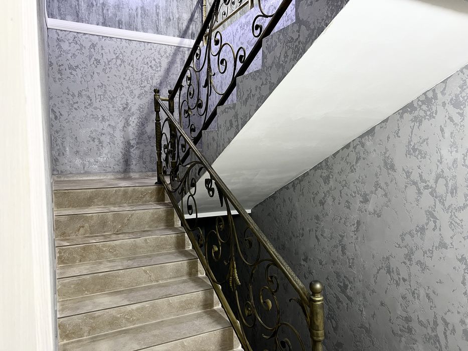 Продам коттедж 410 кв.м. 4 уровня