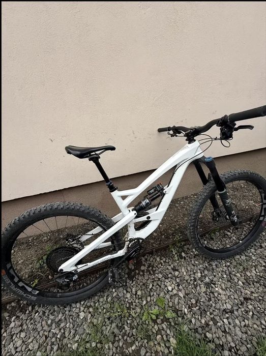 vand bicicleta yt capra 2019