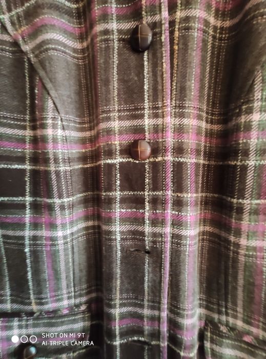 Кафяво вълнено сако