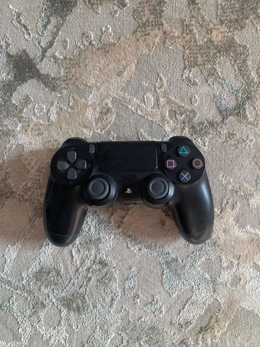 Consola PS4 Slim