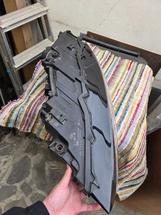 Far stanga FULL Led Matrix Audi Q7 4M an 2015 - 2019