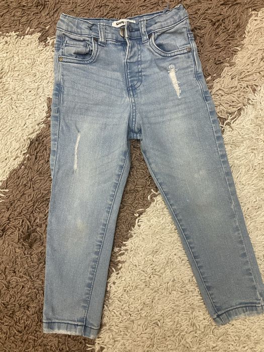 Джинсы для девочки