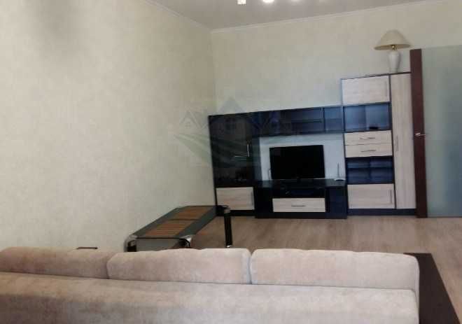 Дава се под наем Тристаен апартамент в Пловдив, Каменица 1 - 88 кв.м за 351.9 € - Снимка #2