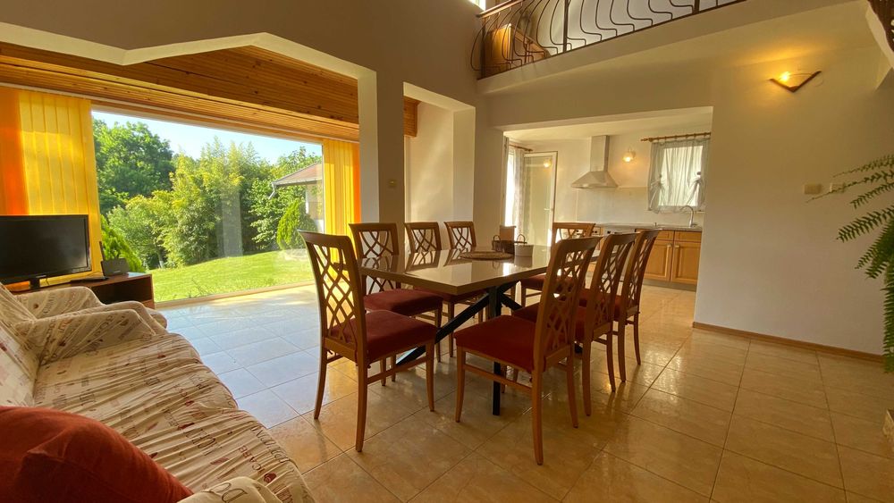 Вила Велика /8 места/ - на 10 плажа, за  10 минутки, до 10 километра