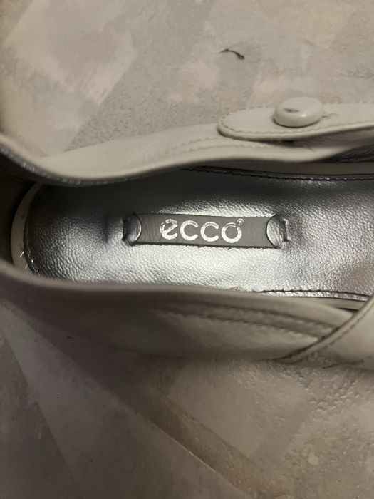 Туфли и сапоги женские