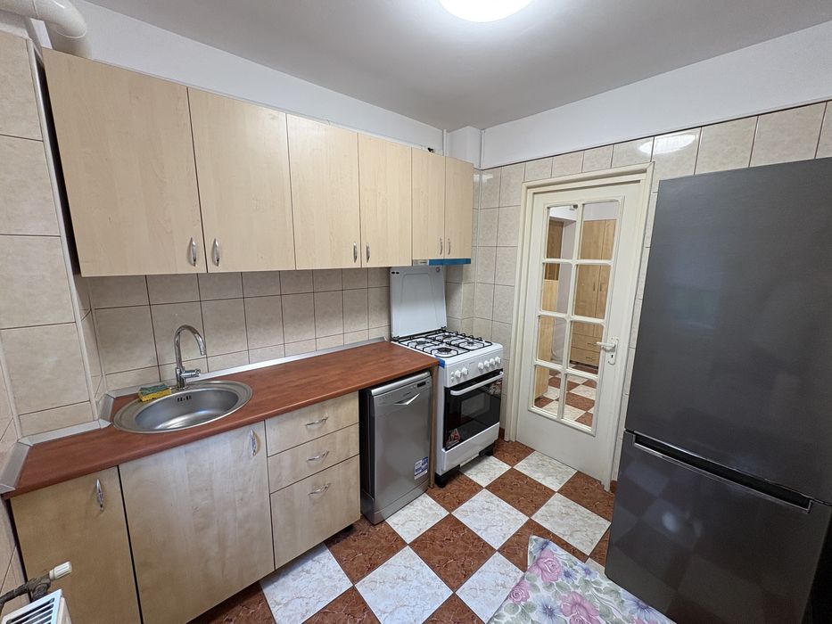 Apartament 2 camere zona Eminescu