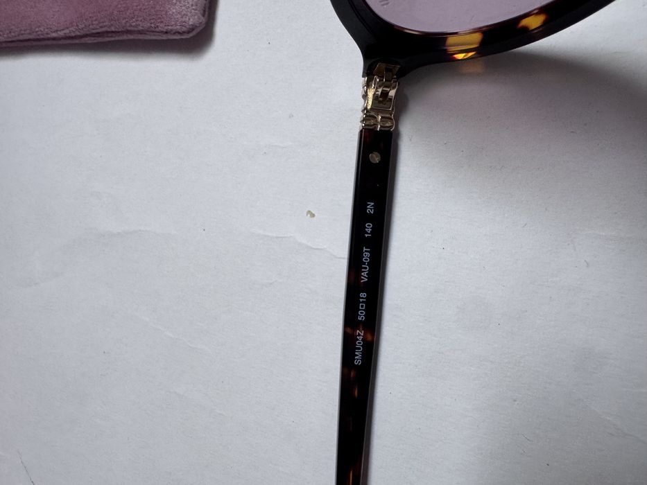 Ochelari de soare Miu Miu Oval SMU04Z 50-18 140, Noi