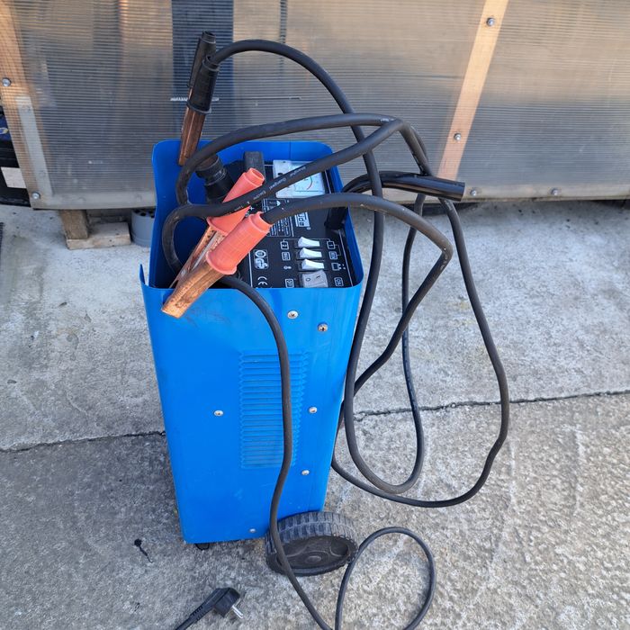 Redresor auto 12-24 V pana la 240 A model 421 C Gude Fabricat si adus din Germania perfect