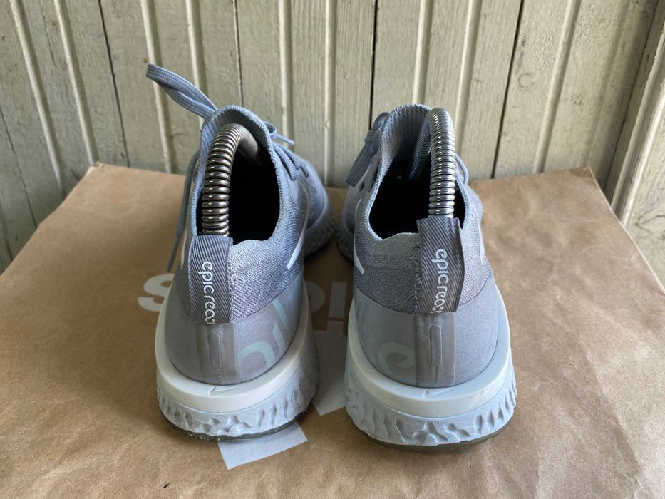 ''Nike Epic React Flyknit''оригинални маратонки 37.5 номер