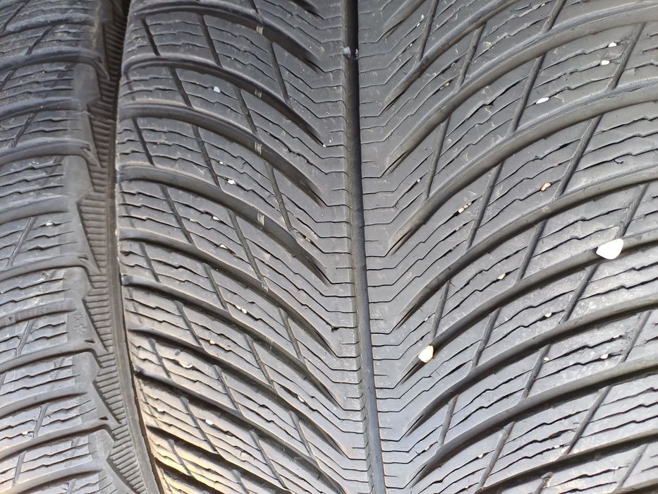 Гуми 245/45/18 Мишелин