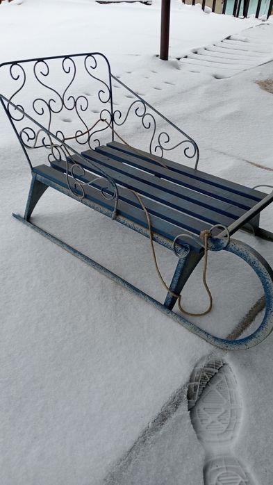 Продам санки и Кочеля прыгунки