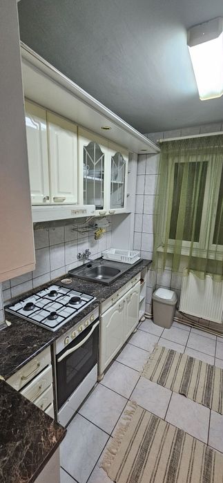 Inchiriez apartament 2 camere central