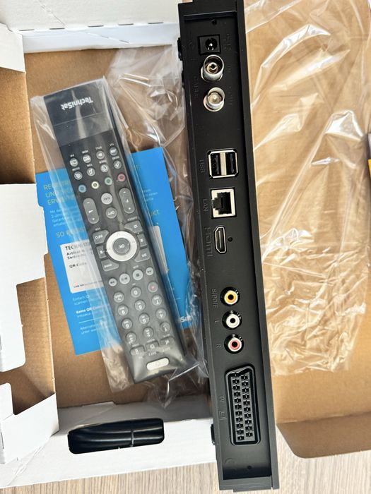 TechniSat TECHNISTAR K4 ISIO, цифров кабелен приемник с четири тунера (QuattroTuner) за HDTV Smart TV - подходящо за хотели