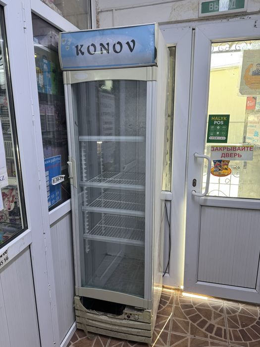 Холодильник витринный