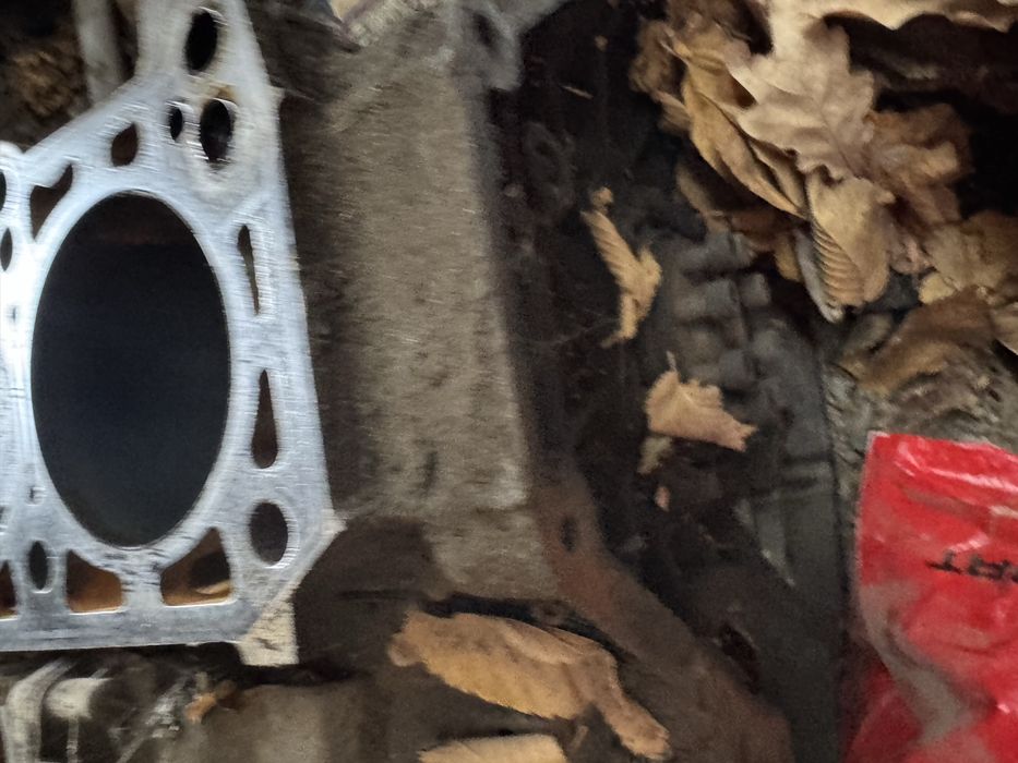 Продам блок 104 2.8