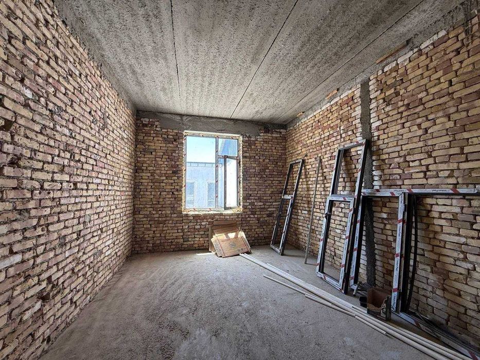 Tayyor 5 sotiqli kottedj sotiladi