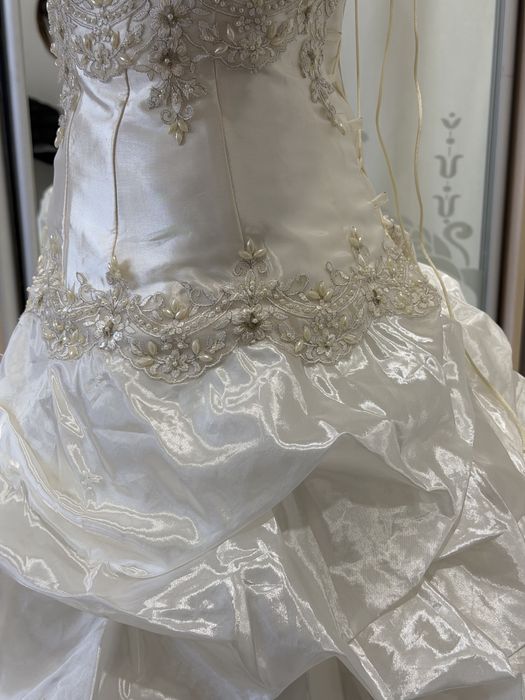 Платье свадебное