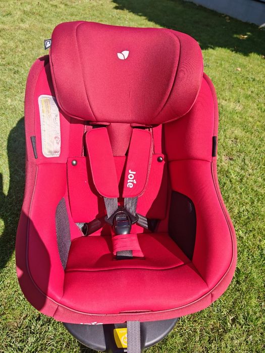 Vând Scaun auto JOIE Spin 360° Merlot, Isofix, 0-18 kg, rosu