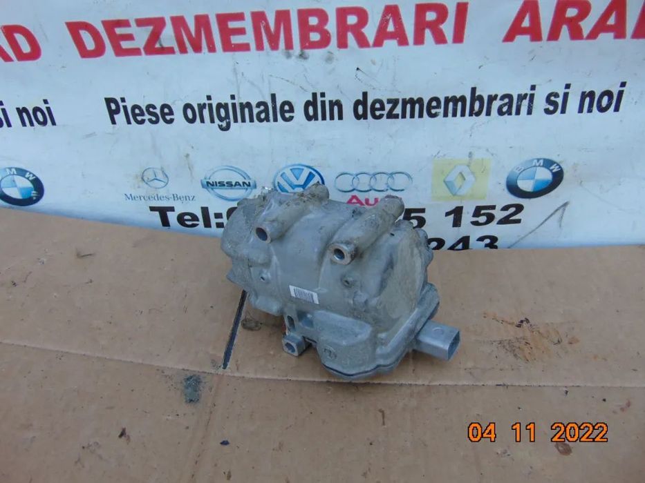 Compresor clima Toyota 1.5 hibrid Auris prius yaris hibrid