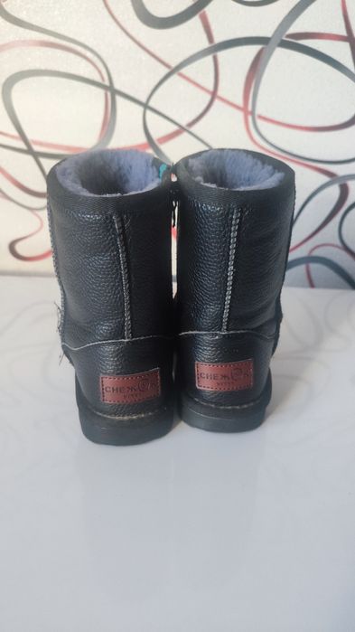 Продам детские угги