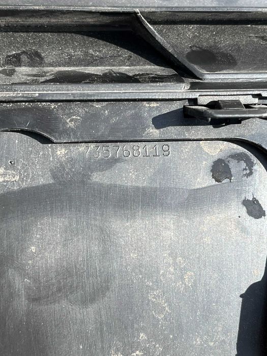 Решетка Jeep Avenger 22-