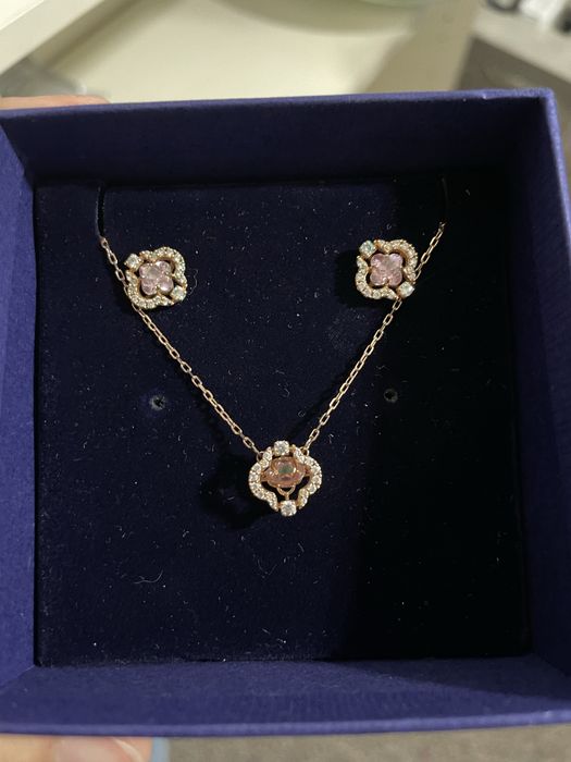 Set swarovski flower nepurtat
