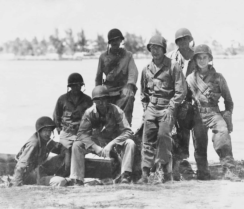 Microtech LUDT Gen III T/E Signature Automatic Knife Badlands Camo нож