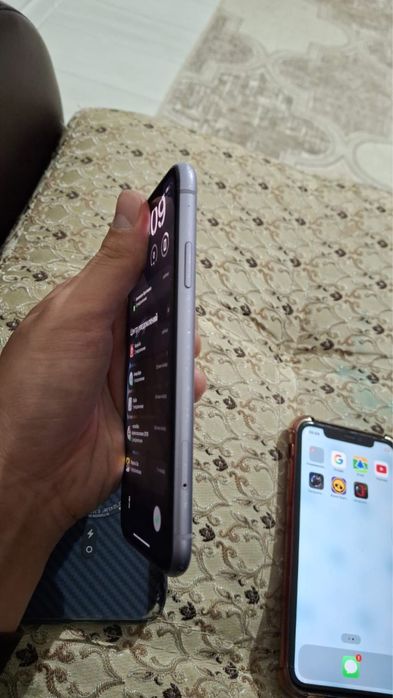 Продам Iphone 11 64gb
